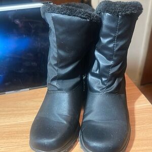 Totes Black Faux Leather Winter/ Rain Boots